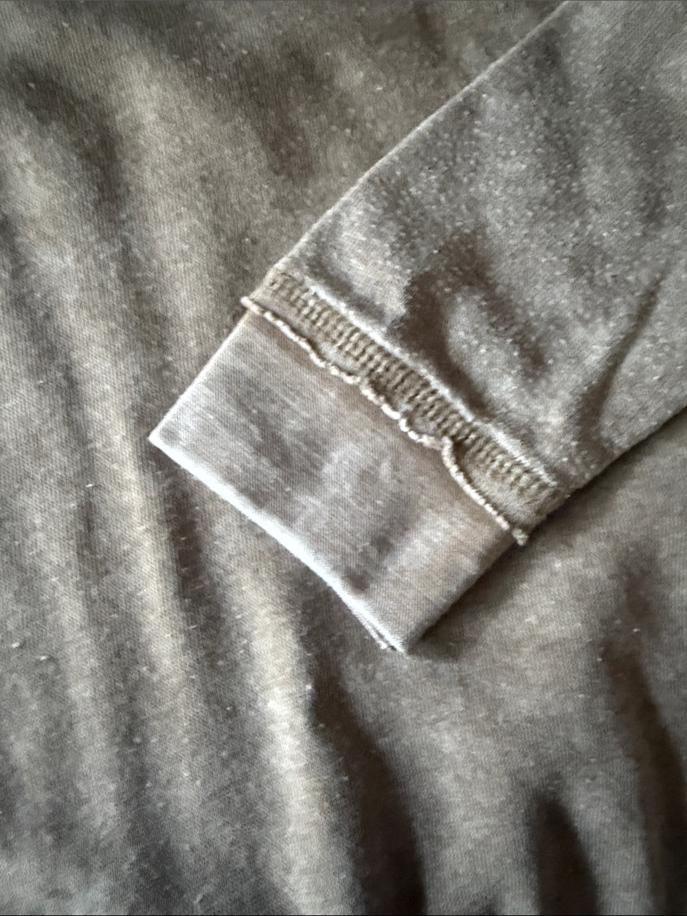 Vintage-Inspired Gray 'Made for the Mountains' Graphic Crewneck Sweatshirt - Picture 5 of 7